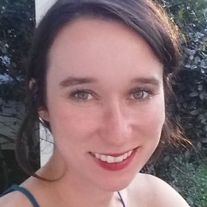 Meet your Posher, Genevieve